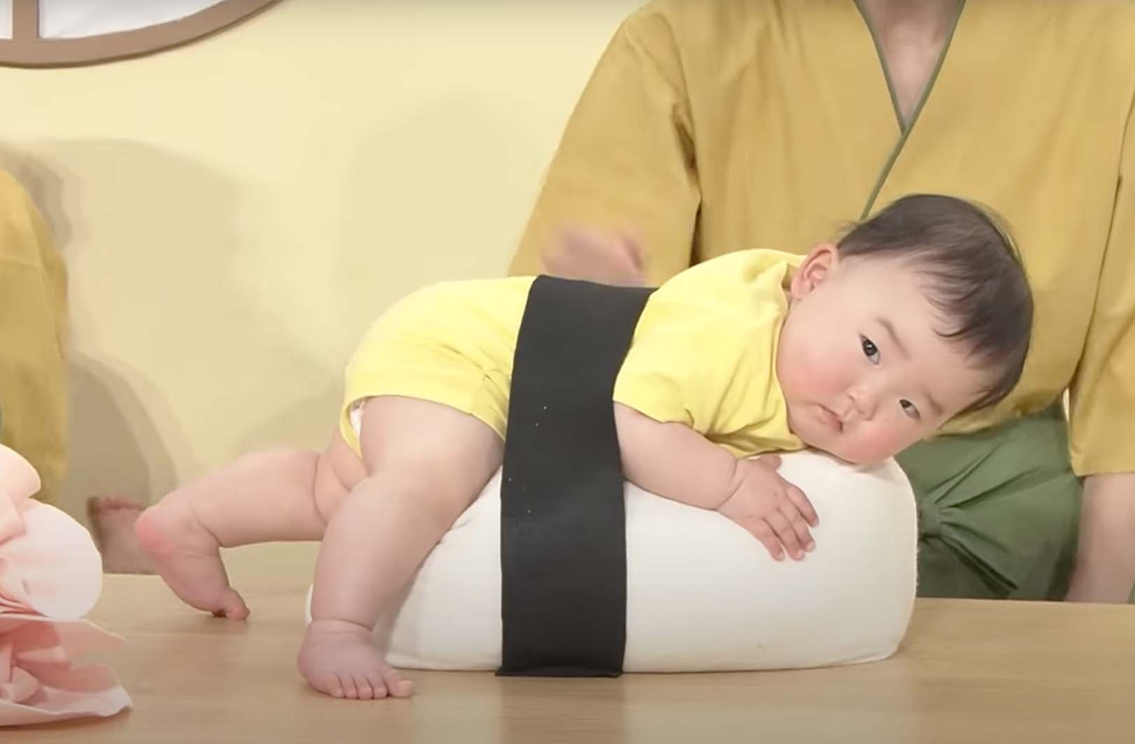 動画フィード部門：赤ちゃん寿司「全日本仮装大賞」（C）日本テレビ
