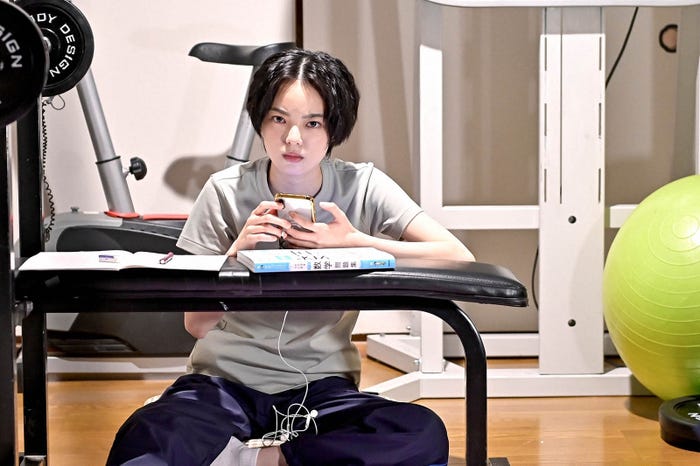 平手友梨奈「ドラゴン桜」第4話より(C)TBS