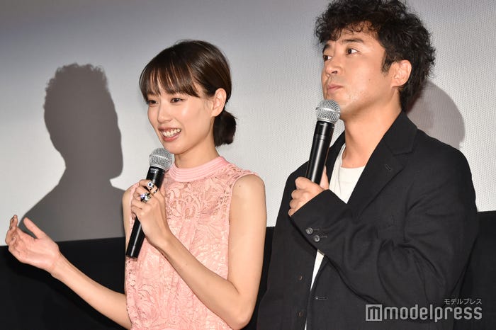 戸田恵梨香、ムロツヨシ (C)モデルプレス