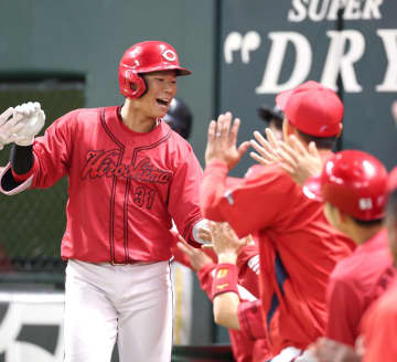 広島がOP戦連敗3でストップ 圧巻一発攻勢ファビアン同点3ラン＆坂倉勝ち越し3ラン、秋山がダメ押しソロ 先発ターノックは上々5回3失点