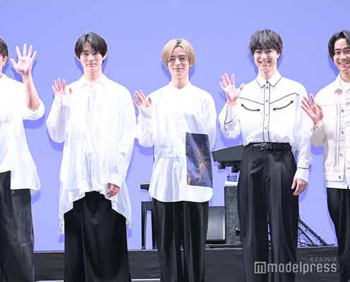 劇団EXILE青柳翔、佐藤寛太にいじられる「1番太い声で間違えてた」塩野瑛久ら新メンバーも意気込み<BOOK ACT 2023 NEW YEAR SPECIAL「僕らは人生で一回だけ魔法が使える」>