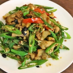 青唐辛子のストレートに舌に響く辛さが痛快!湖南料理をじっくり体験するなら 錦糸町『李湘潭 湘菜館』