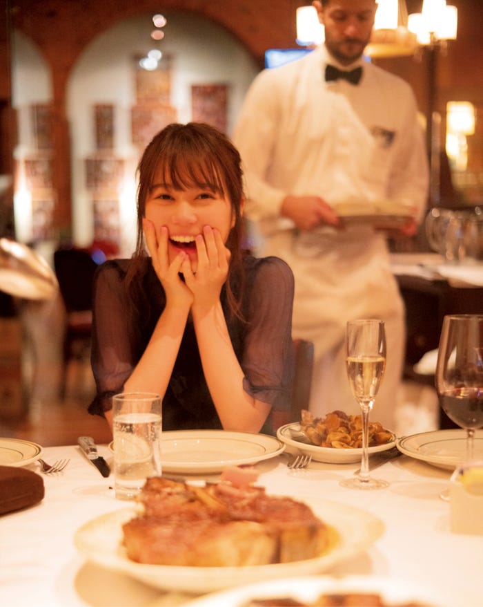 乃木坂46・生田絵梨花セカンド写真集『インターミッション』(講談社)撮影/中村和孝