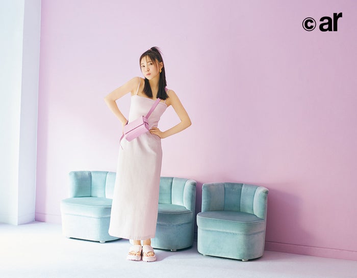 指原莉乃、ほっそり二の腕際立つキャミワンピ姿 “無条件に可愛い”もの告白