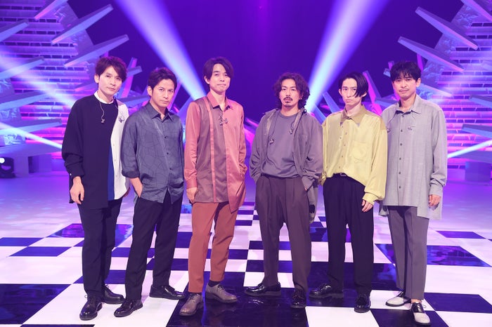V6(左から)長野博、岡田准一、井ノ原快彦、森田剛、三宅健、坂本昌行(C)フジテレビ