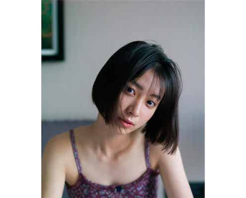 『イクサガミ』ヒロイン・藤崎ゆみあ、1st写真集より“大人&透明感抜群”の先行カットが解禁