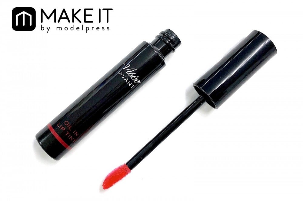 ヴィセ アヴァン／オイルイン リップティント／全4色／各1,300円（税抜） (C)メイクイット