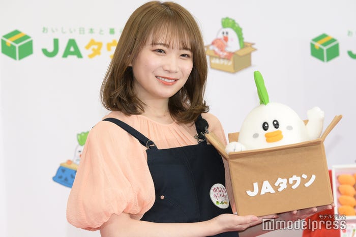 秋元真夏(C)モデルプレス