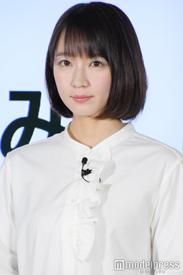 吉岡里帆 美肌あらわなsexyショットに反響 スタイル抜群 付き合いたい と絶賛の声 モデルプレス