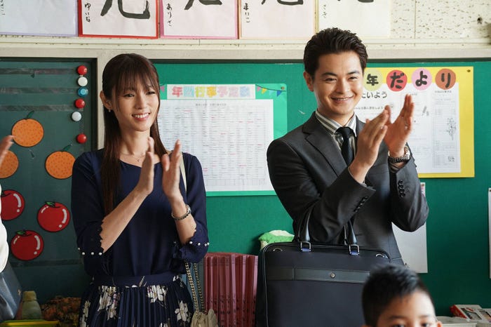 深田恭子、瀬戸康史「ルパンの娘」第3話より(C)フジテレビ