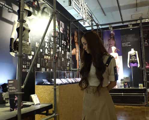 安室奈美恵、自身の展覧会にお忍び訪問 歴史を解説&故郷・沖縄への思い