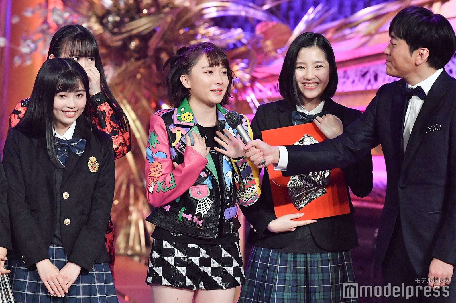 BEYOOOOONDS （C）モデルプレス