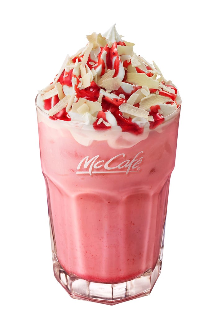 アイスホワイトチョコストロベリーラテ/画像提供:日本マクドナルド