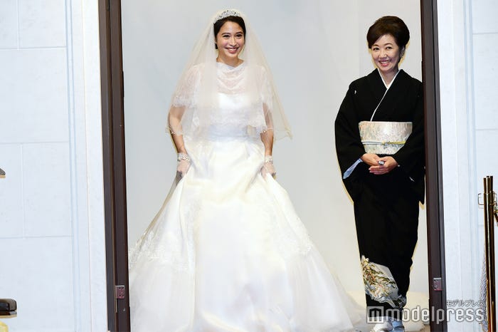 広瀬アリス、浅田美代子 (C)モデルプレス