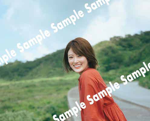 乃木坂46樋口日奈1st写真集「恋人のように」パネル展開催決定 限定ポストカード解禁
