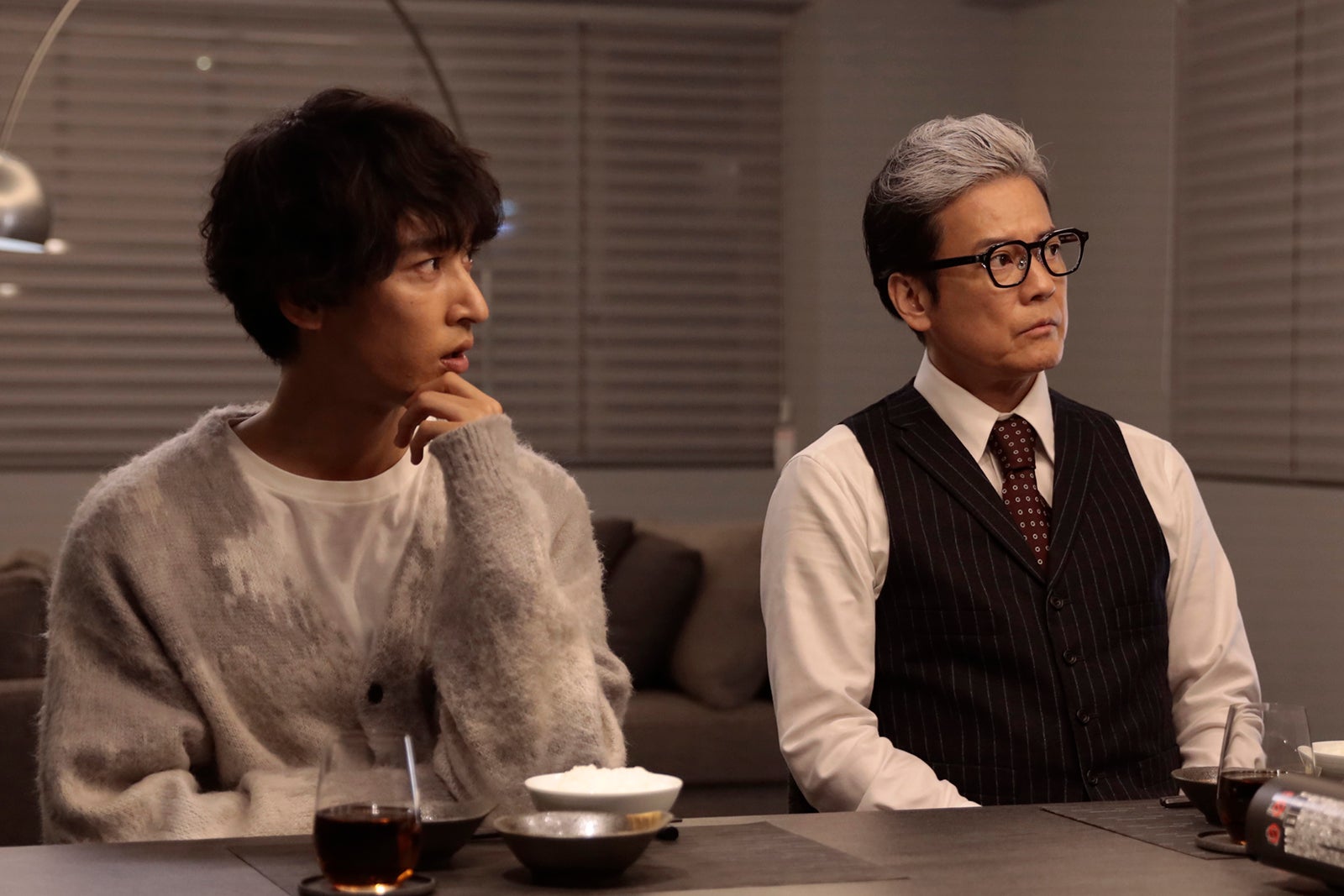 上杉柊平、唐沢寿明「プライベートバンカー」第2話（C）テレビ朝日