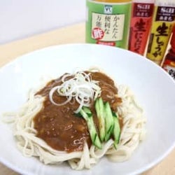 夏といったら麺でしょ!「ローソンストア100」で完成する麺料理レシピ2選