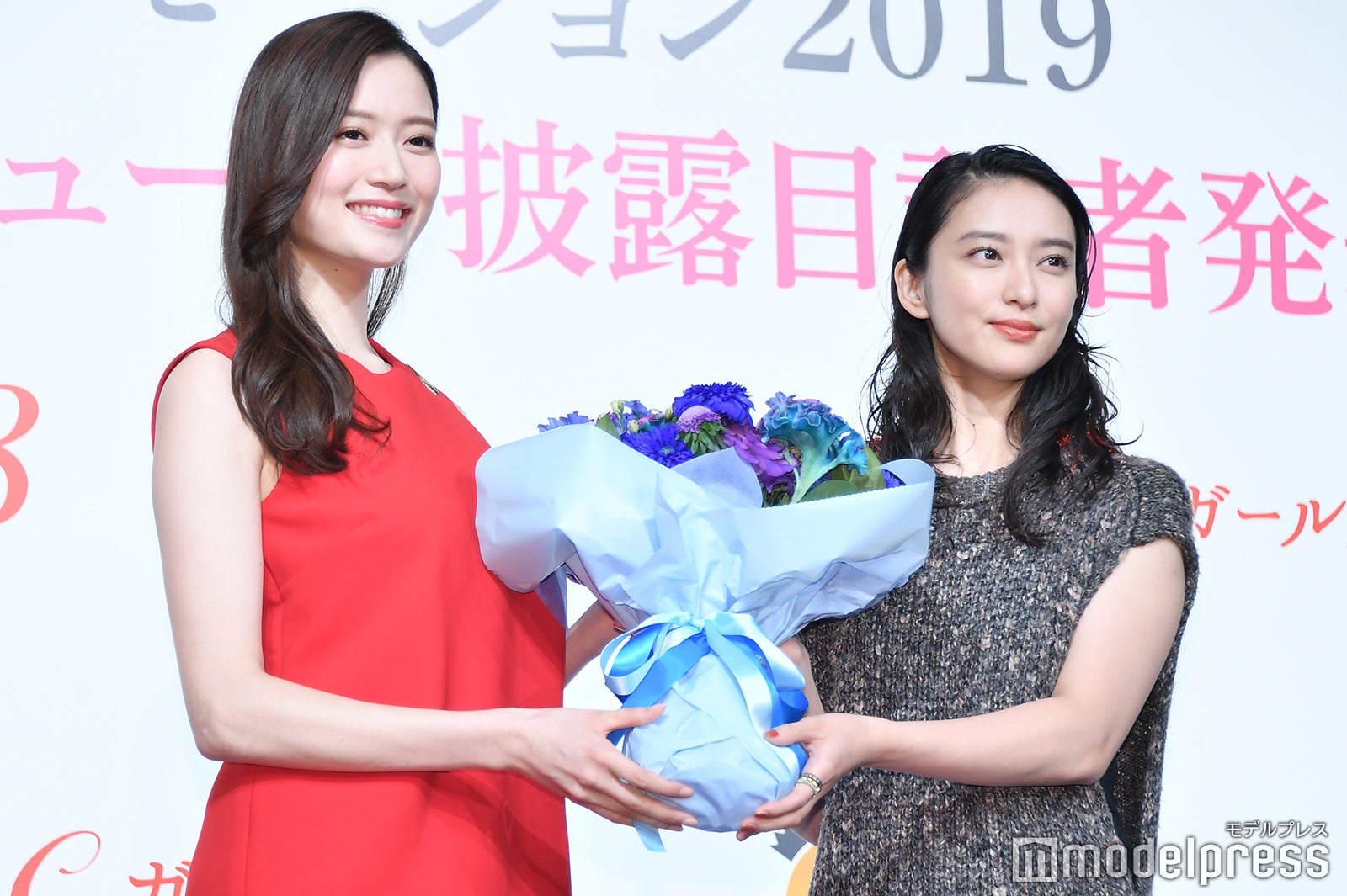 豊田百佳、武井咲（C）モデルプレス