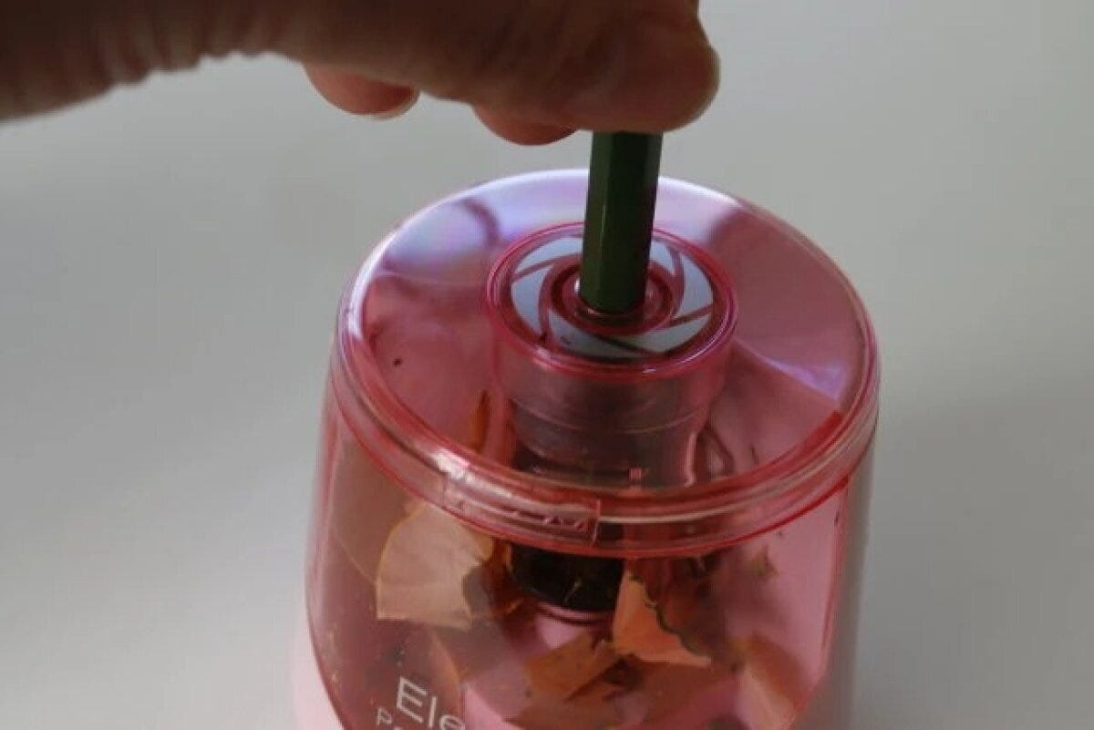 ダイソー　電動鉛筆削り　使用例