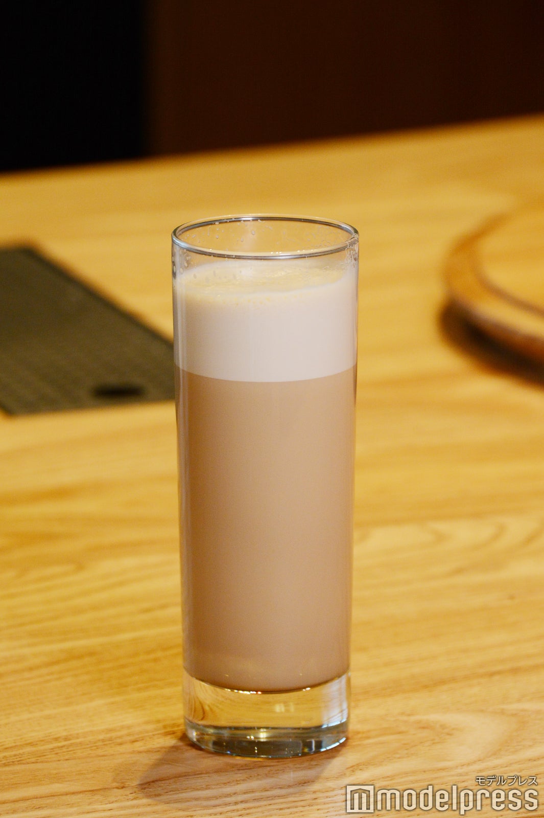 ナイトロ ミルク ティー900円（税抜）（C）モデルプレス