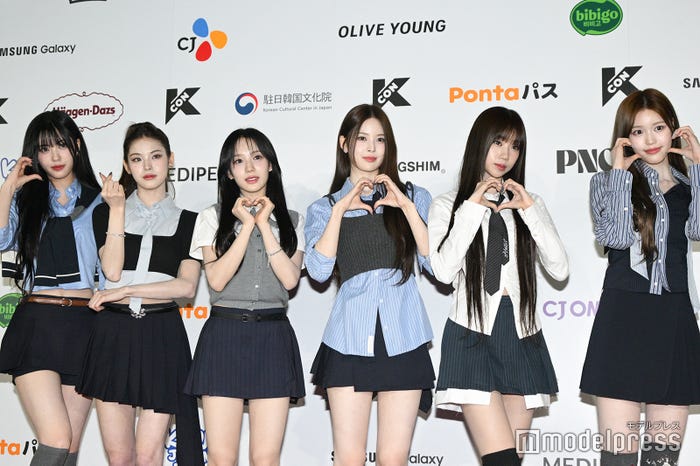 izna/ココ、マイ、ユ・サラン、パン・ジミン、チェ・ジョンウン、チョン・セビ(C)モデルプレス
