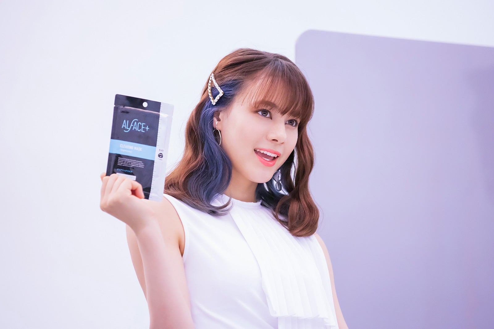 NINA （提供写真）