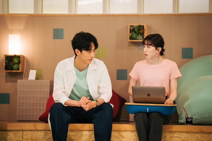 杉野遥亮、永野芽郁/「ユニコーンに乗って」第2話より(C)TBS