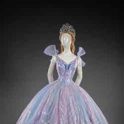 衣装展示/画像提供:ユニバーサル・スタジオ・ジャパン