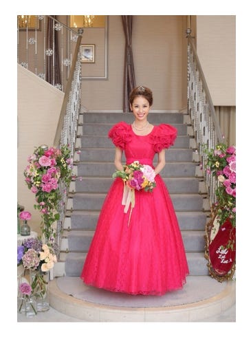 お色直しのドレス/三輪麻未オフィシャルブログ(Ameba)より