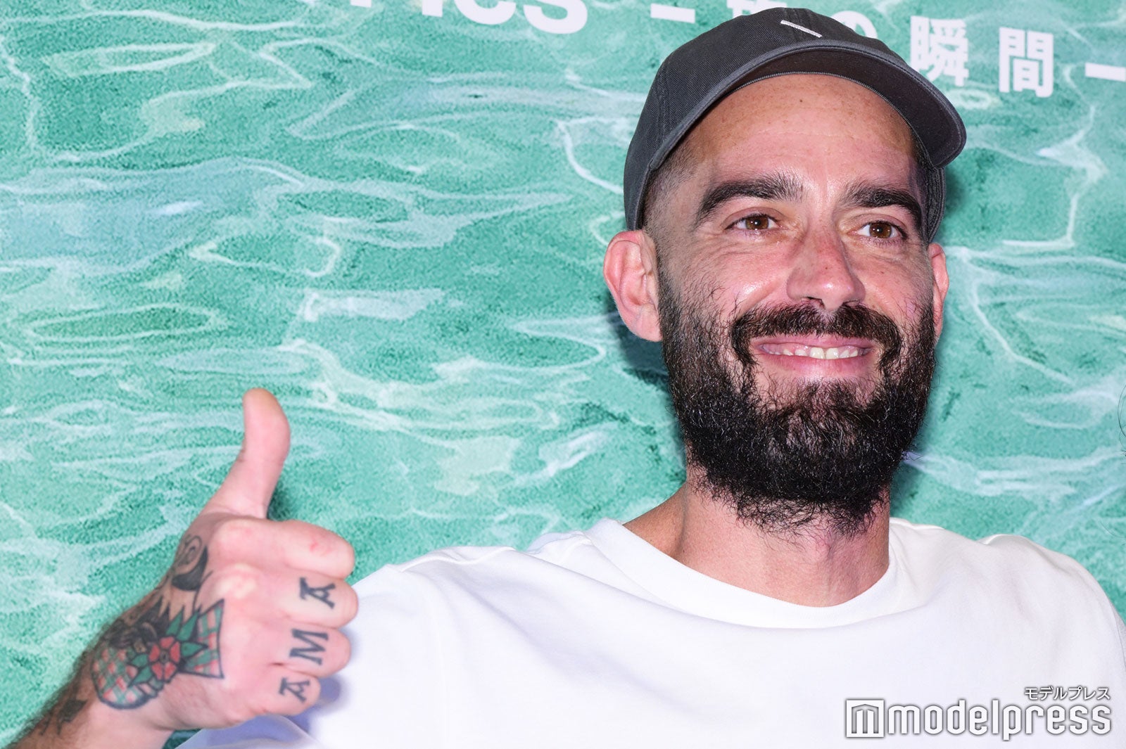 YOSIGO氏（C）モデルプレス