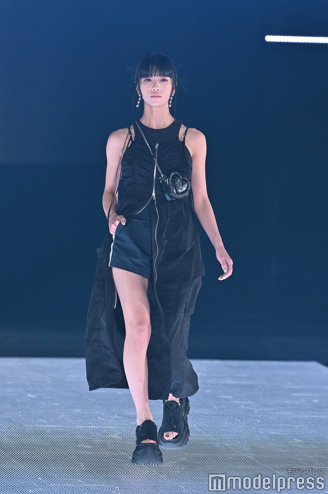 （C）モデルプレス