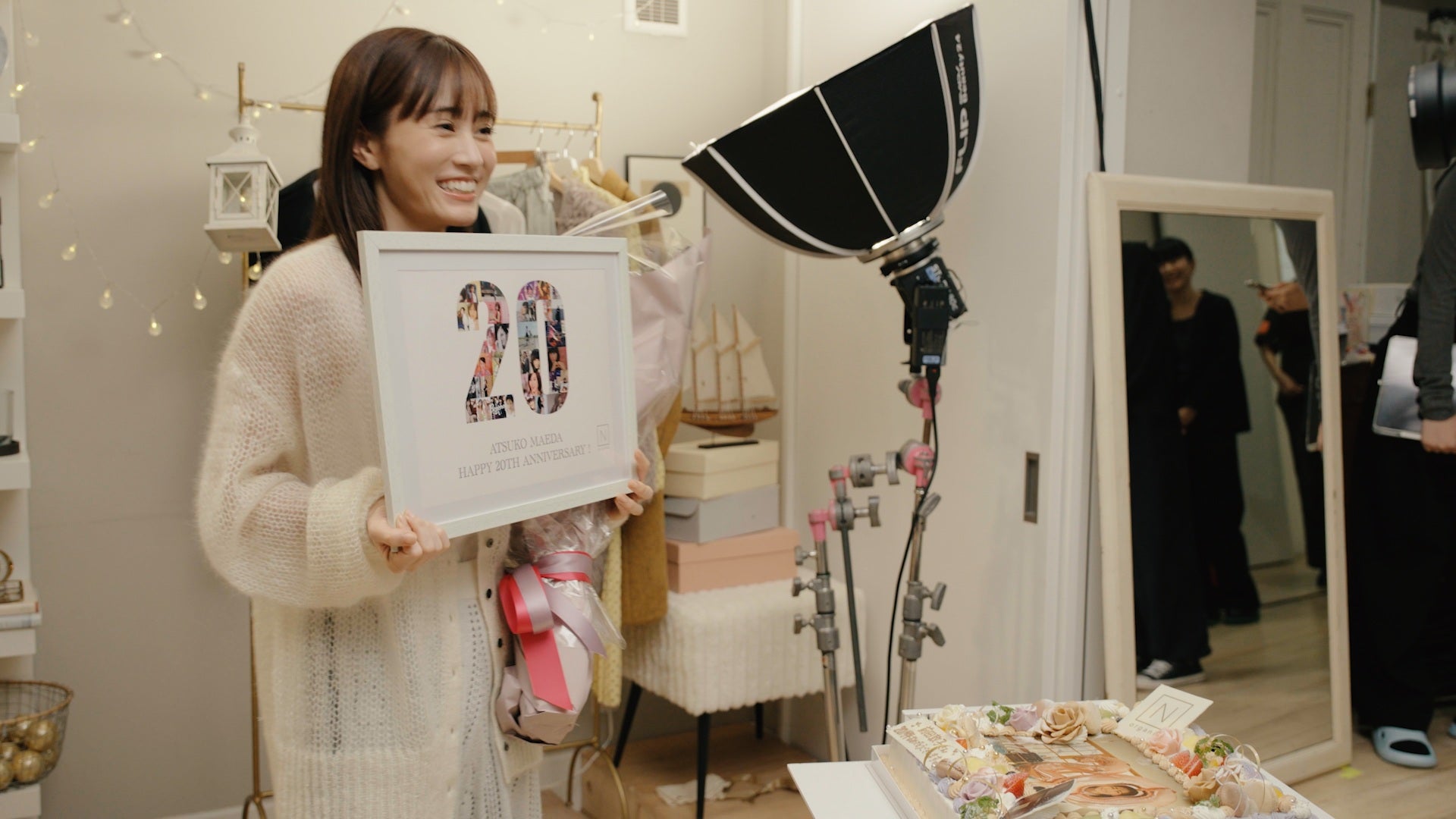 前田敦子／新WEB CM「一年間頑張った肌と私にご褒美を」篇メイキング（提供写真）