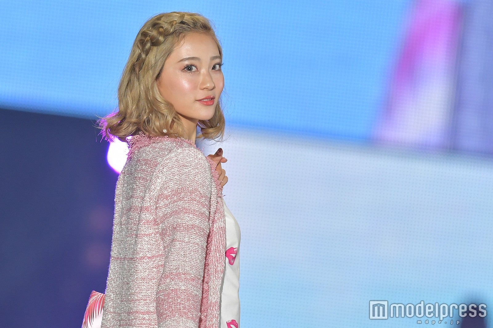 （C）モデルプレス