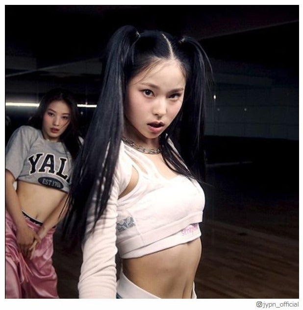 “TWICE＆ITZYの妹分”JYP新人ガールズグループ、メンバー初披露 ダンスカバー映像公開で反響「キレ良すぎ」「全員可愛い」