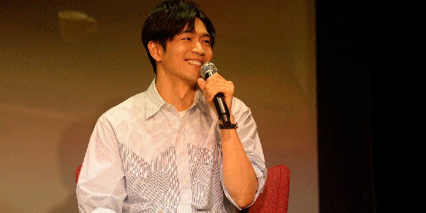 松下洸平、ファンと超至近距離でラジオ公開収録初開催 俳優仲間