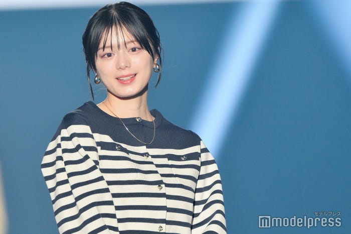 紺野彩夏(C)モデルプレス