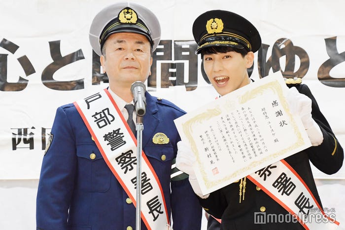 ユースケ(右) (C)モデルプレス