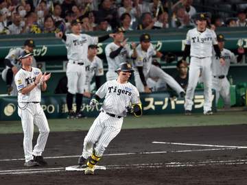 阪神が7連敗ストップでVマジック「13」2位・巨人に1G差 ドラ1クリーンアップが全7得点たたき出す 高橋遥人がハーラートップの14勝目