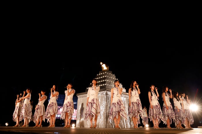 乃木坂46(C)乃木坂46LLC