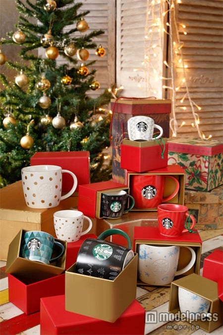 真っ赤なクリスマスカラーの専用BOXに入ったマグカップコレクションも登場