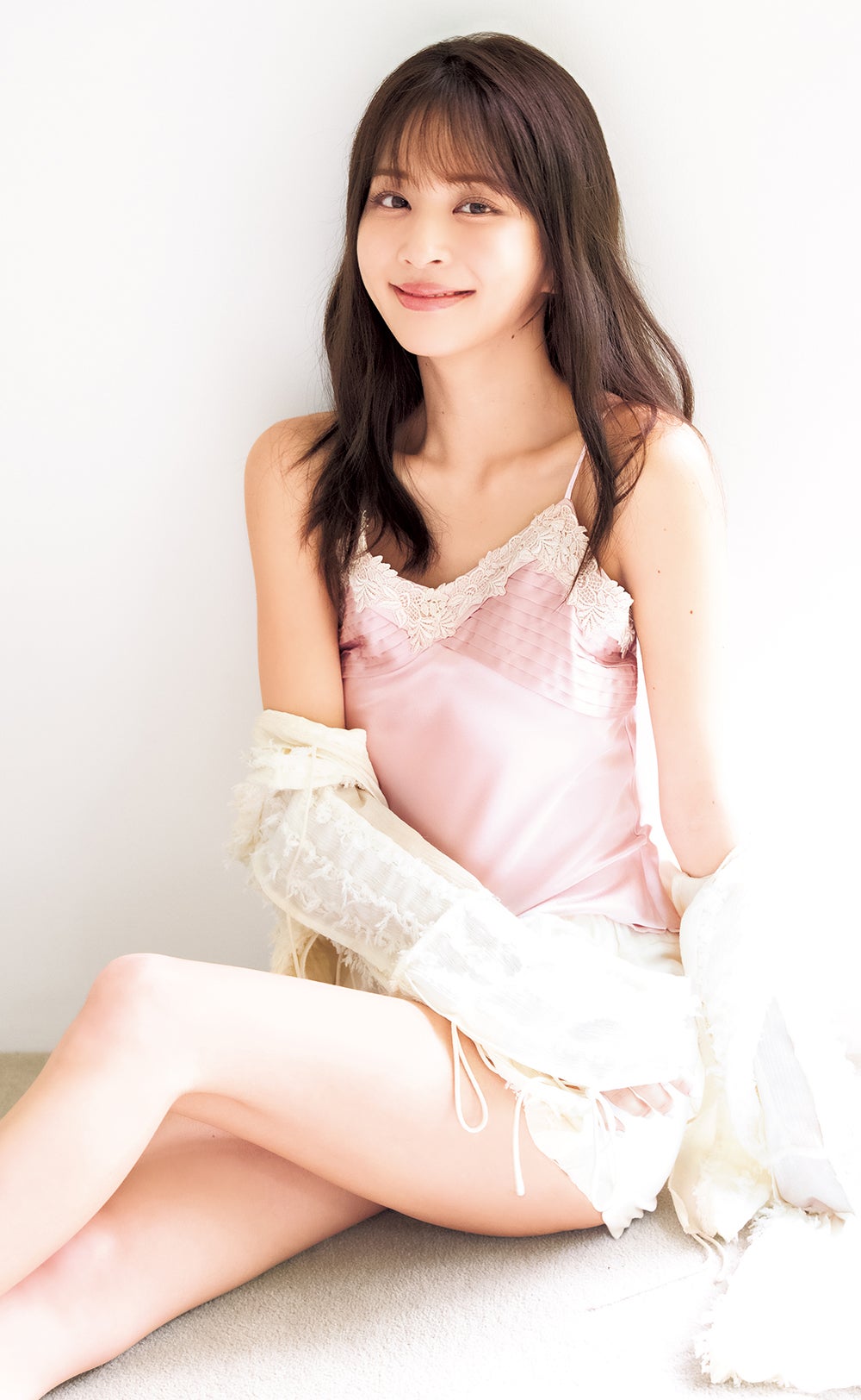 沖田愛加／撮影：Takeo Dec.（C）Takeo Dec.／集英社