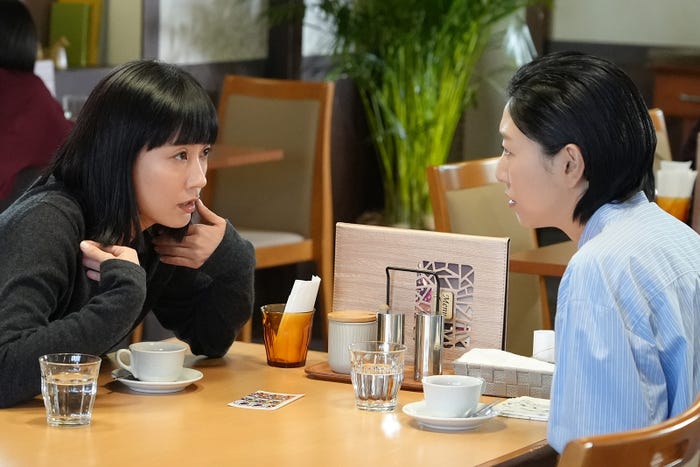 水川あさみ、安藤サクラ 「ブラッシュアップライフ」第8話より(C)日本テレビ