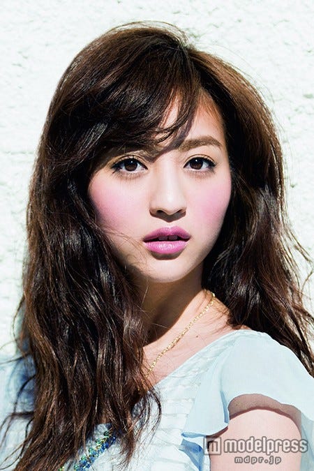 キスブサ マイコ役の Cancam モデル堀田茜 ナイトウェア姿に 可愛い の声 モデルプレス キスブサ マイコ役の Cancam モデル堀田茜 ナイトウェア姿に 可愛い の声 モデルプレス