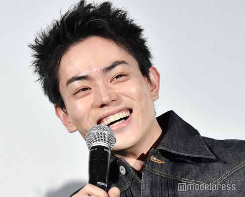 菅田将暉、黒髪短髪にイメチェン話題「新鮮」「可愛くなってる」