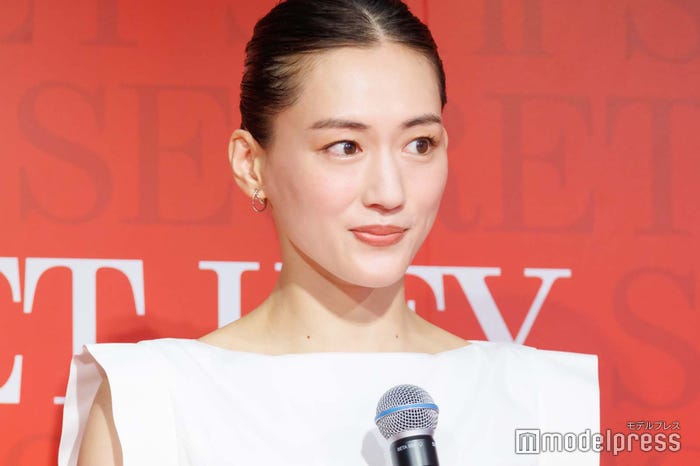 綾瀬はるか(C)モデルプレス