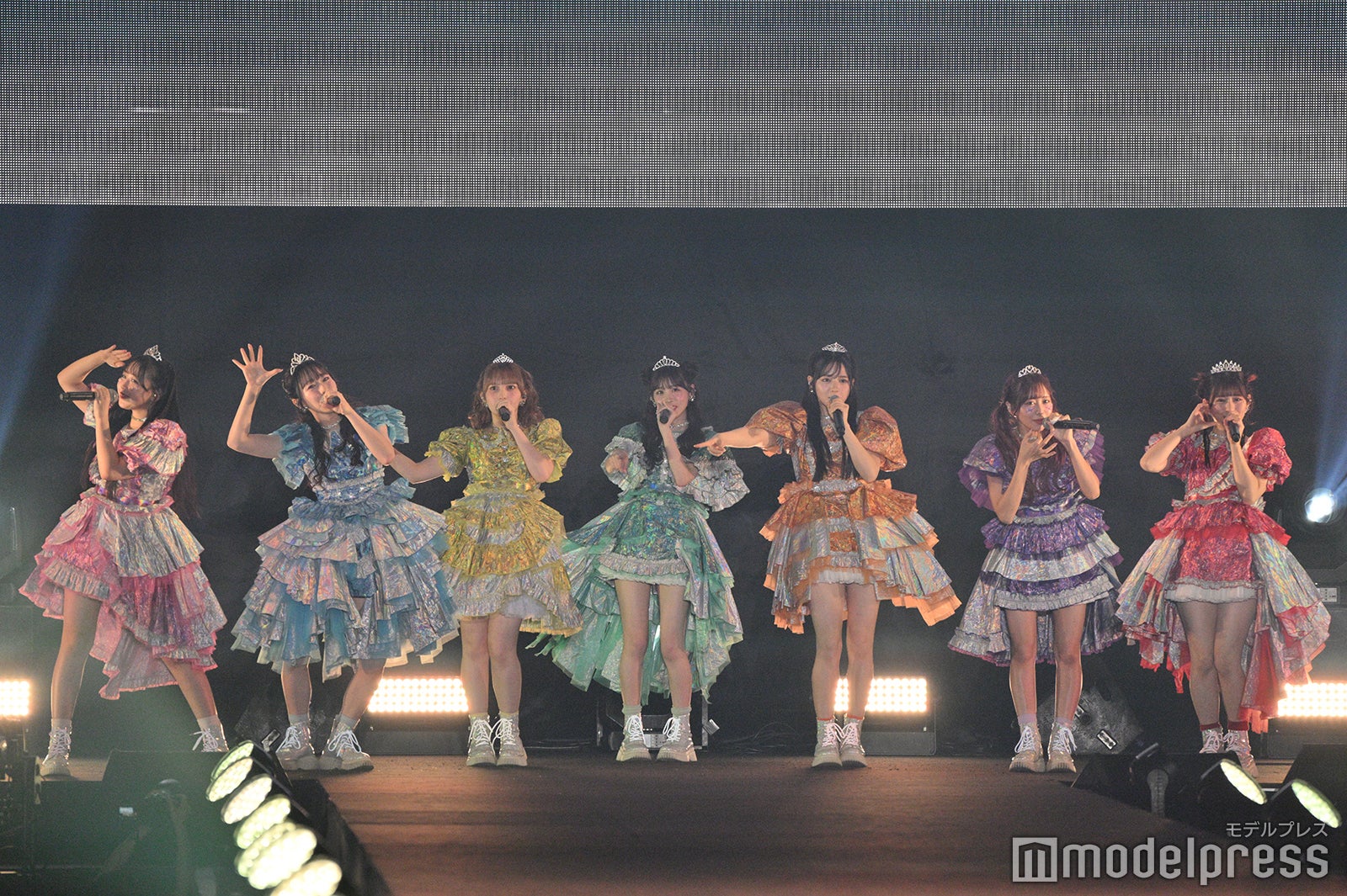 FRUITS ZIPPER（C）モデルプレス