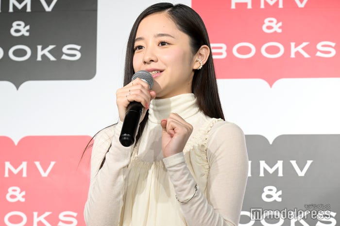 堀田真由(C)モデルプレス