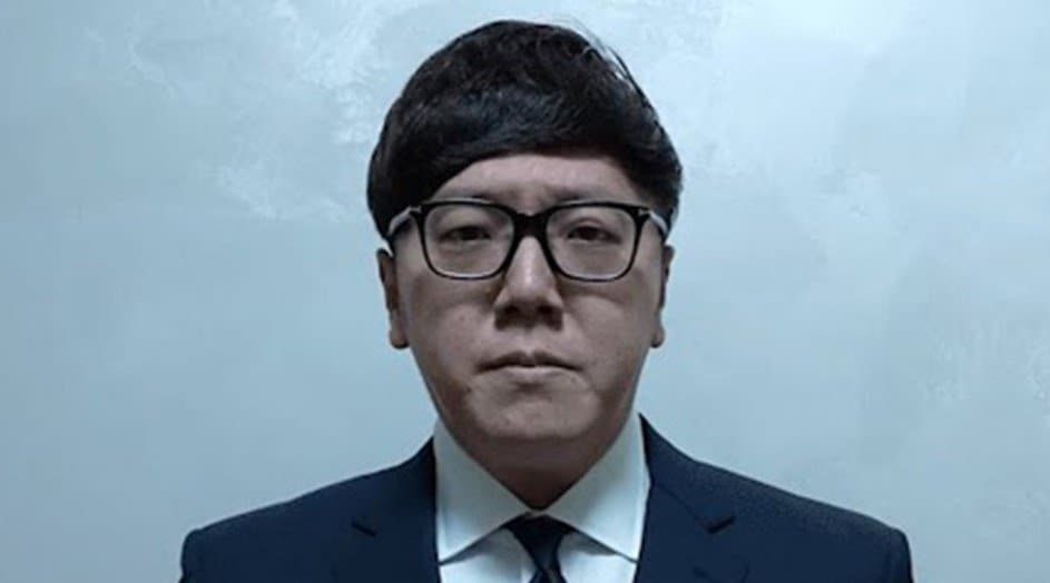 HIKAKIN、“二股疑惑”を受け謝罪 「結婚を発表した妻とは交際期間が被ってない」