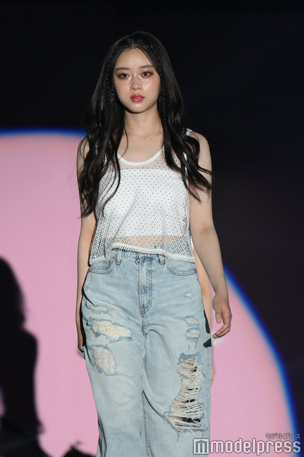 （C）モデルプレス