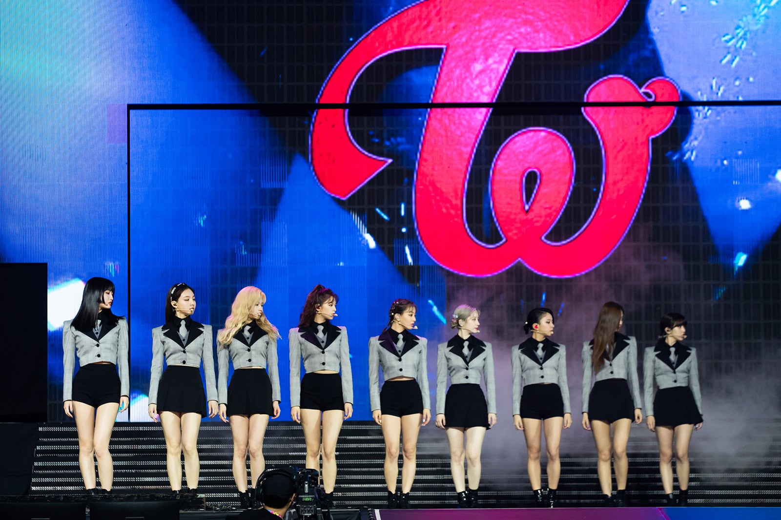 TWICE （C） CJ ENM Co., Ltd, All Rights Reserved